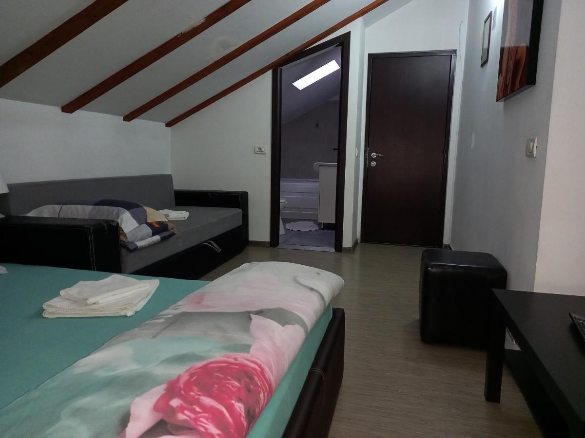 Villa Zorba 부쿠레슈티 객실 사진