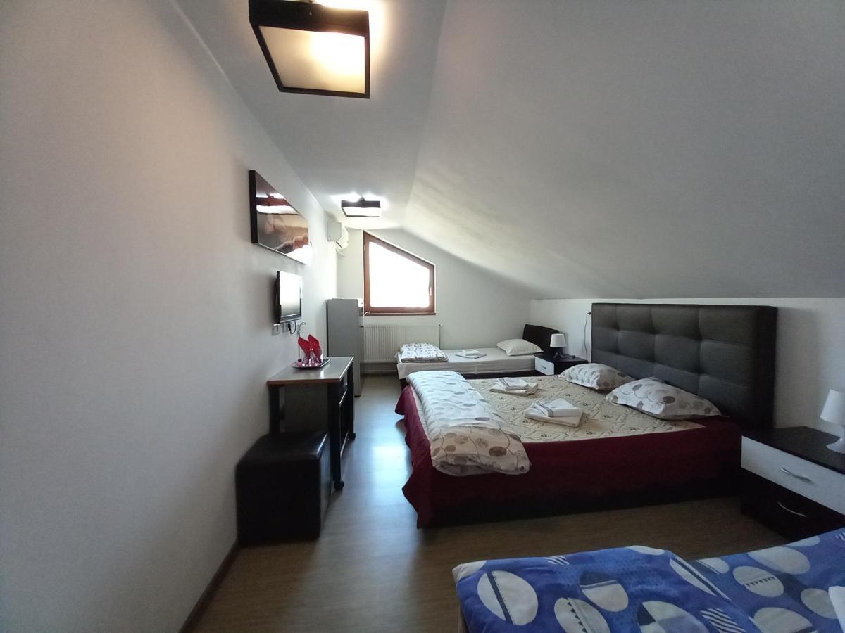 Villa Zorba 부쿠레슈티 외부 사진