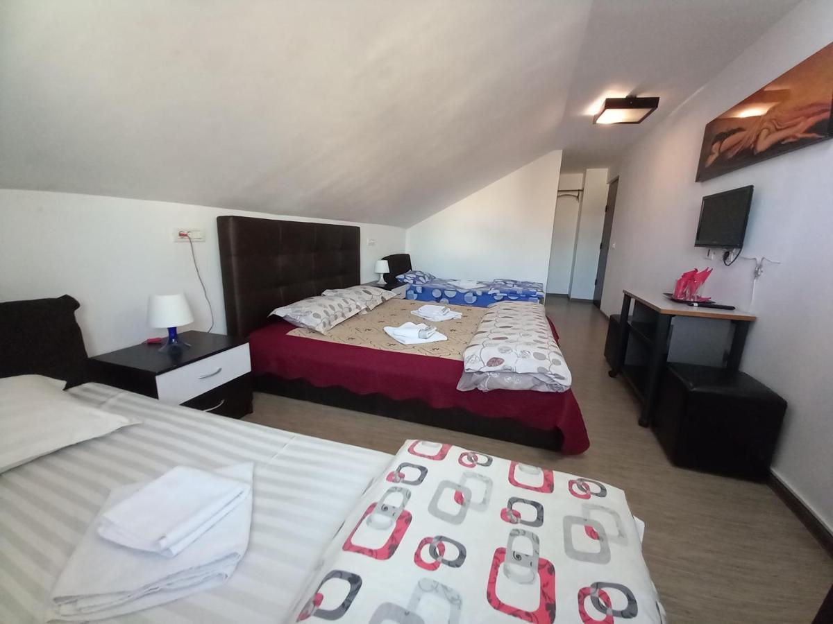 Villa Zorba 부쿠레슈티 외부 사진
